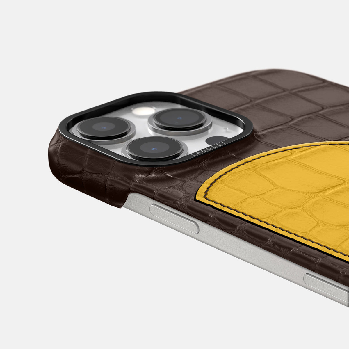 Dark-Brown iPhone 16 Pro Classic Case Alligator with Black Metal -5 | Dark-Brown-Black