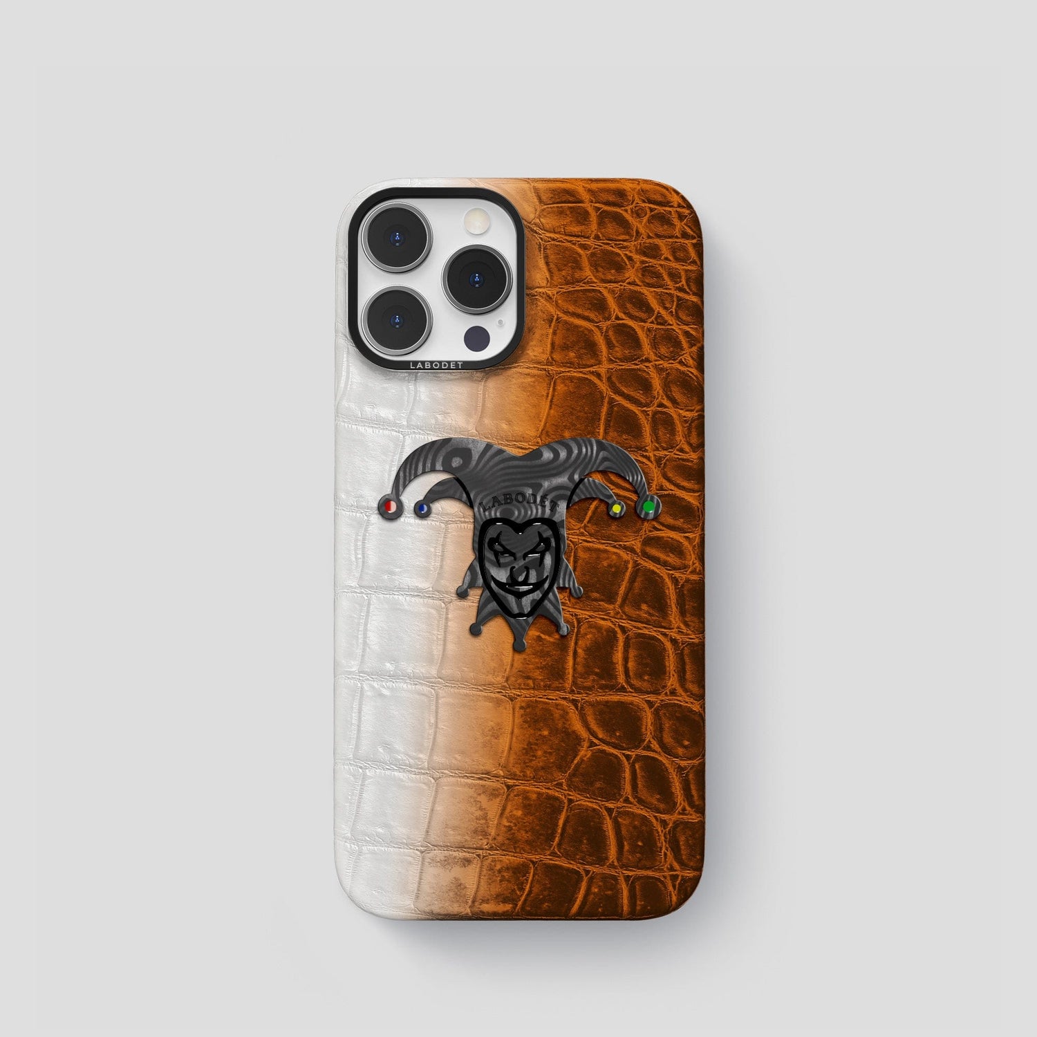 Orange iPhone 14 Pro Himalaya Classic Case with Black Metal -1 | Orange-Black