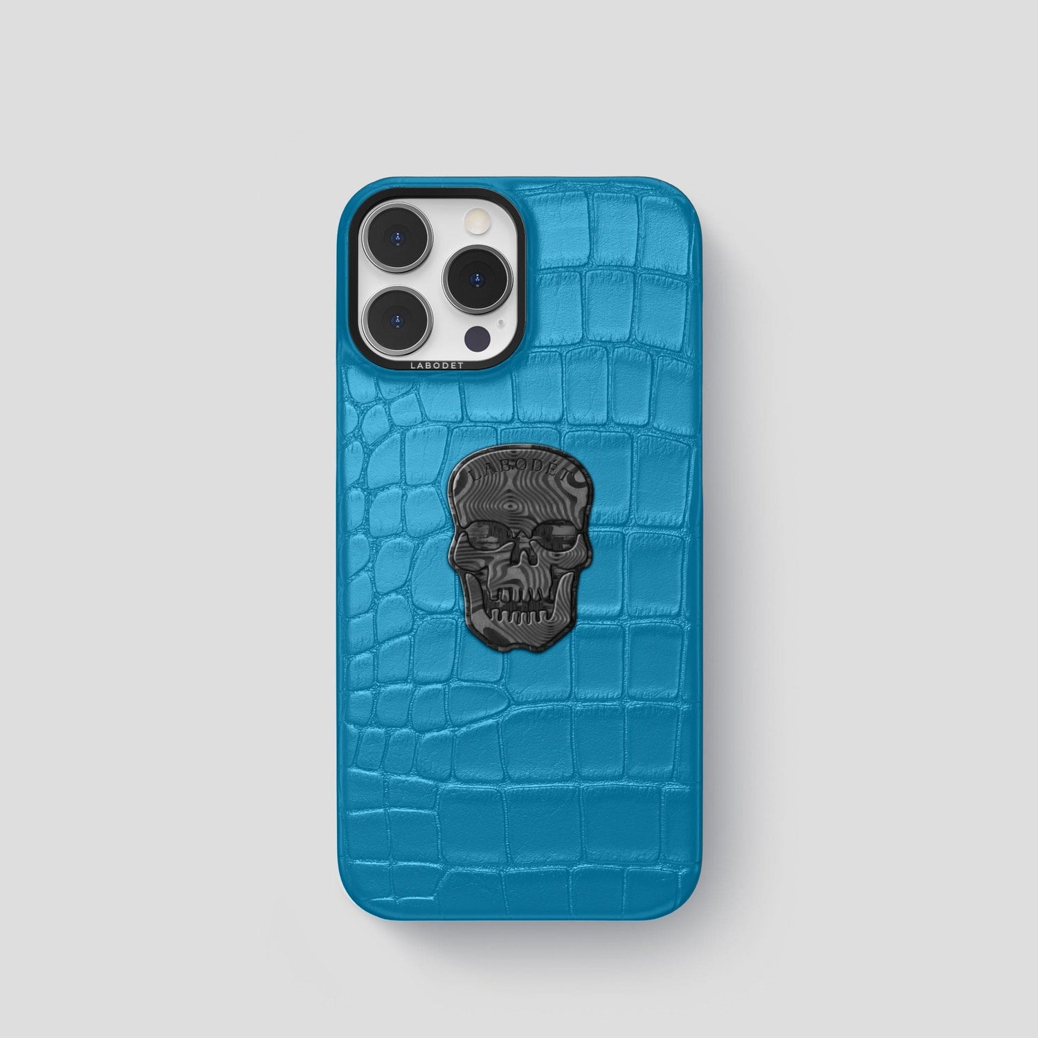 Curaçao-Blue iPhone 14 Pro Classic Case Alligator with Black Metal -1 | Curaçao-Blue-Black