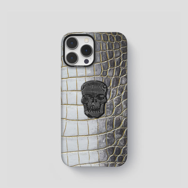 Classic Case With Carbon Skull For iPhone 15 Pro In Himalayan Crocodile
