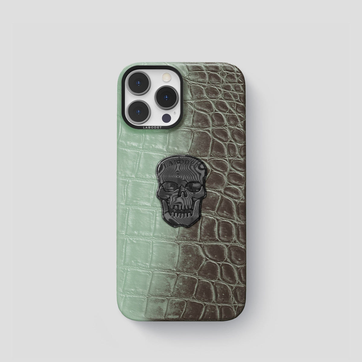 Pistachio iPhone 15 Pro Himalaya Classic Case with Black Metal -1 | Pistachio-Black
