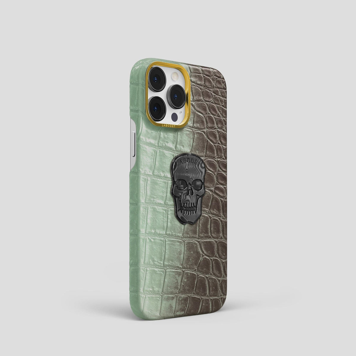 Pistachio iPhone 15 Pro Himalaya Classic Case with Gold Metal -2 | Pistachio-Gold
