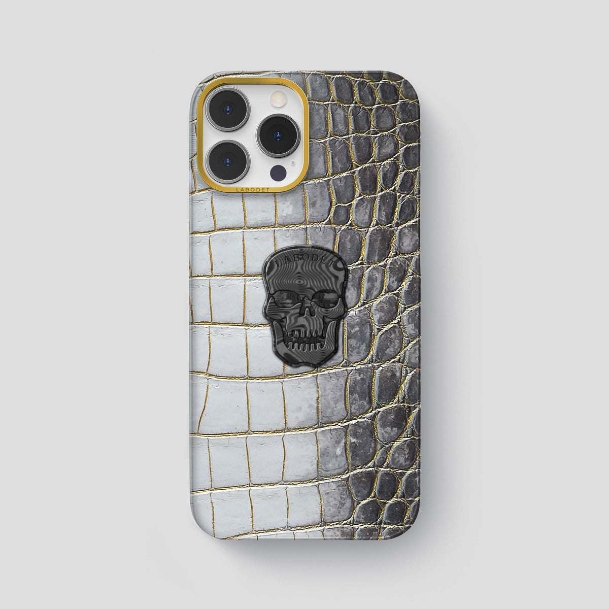 Gold iPhone 14 Pro Max Himalaya Classic Case with Gold Metal -1 | Gold-Gold