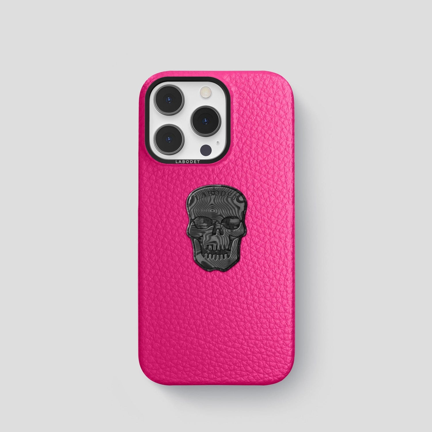 Magenta iPhone 15 Pro Classic Case Calf with Black Metal -1 | Magenta-Black
