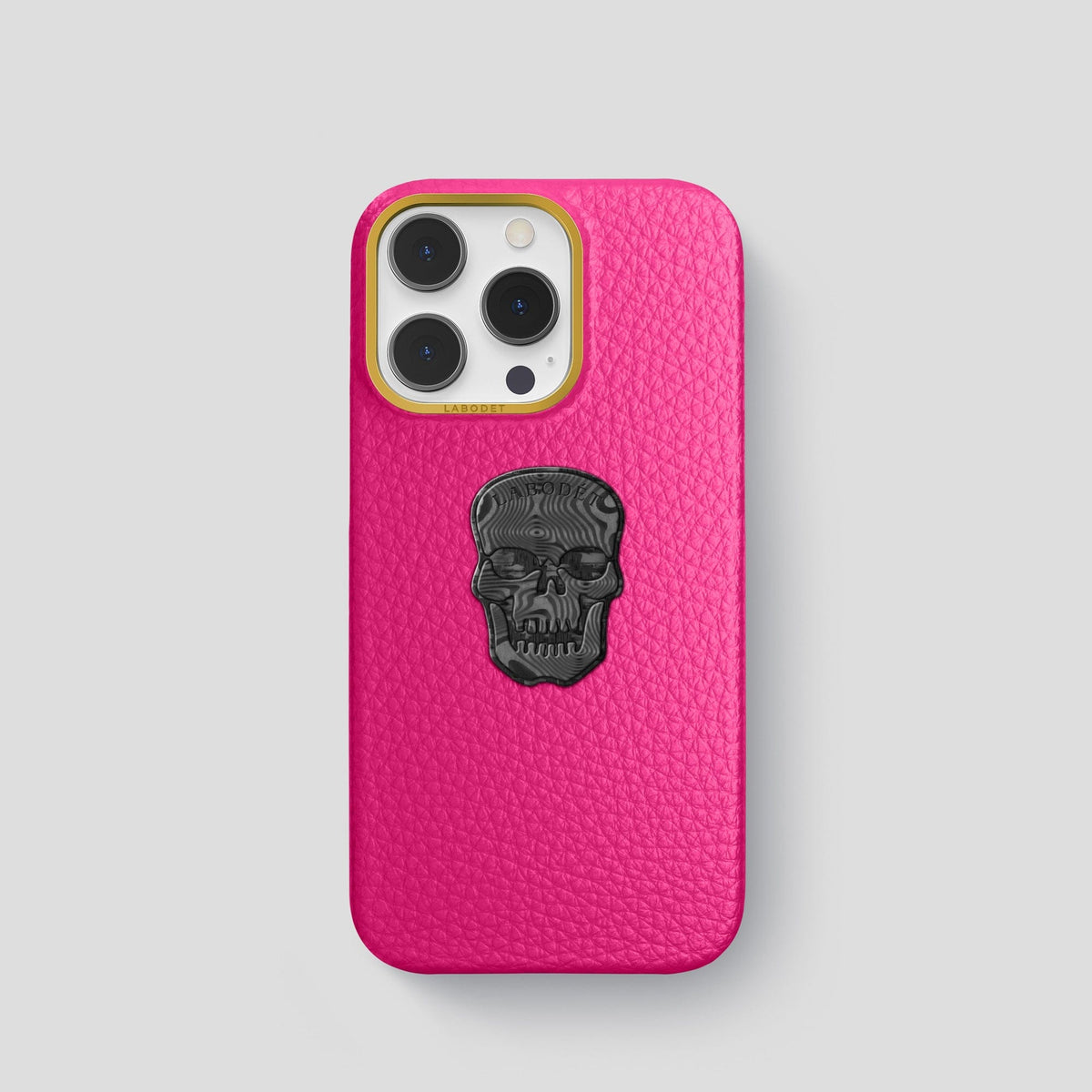 Magenta iPhone 15 Pro Classic Case Calf with Gold Metal -1 | Magenta-Gold