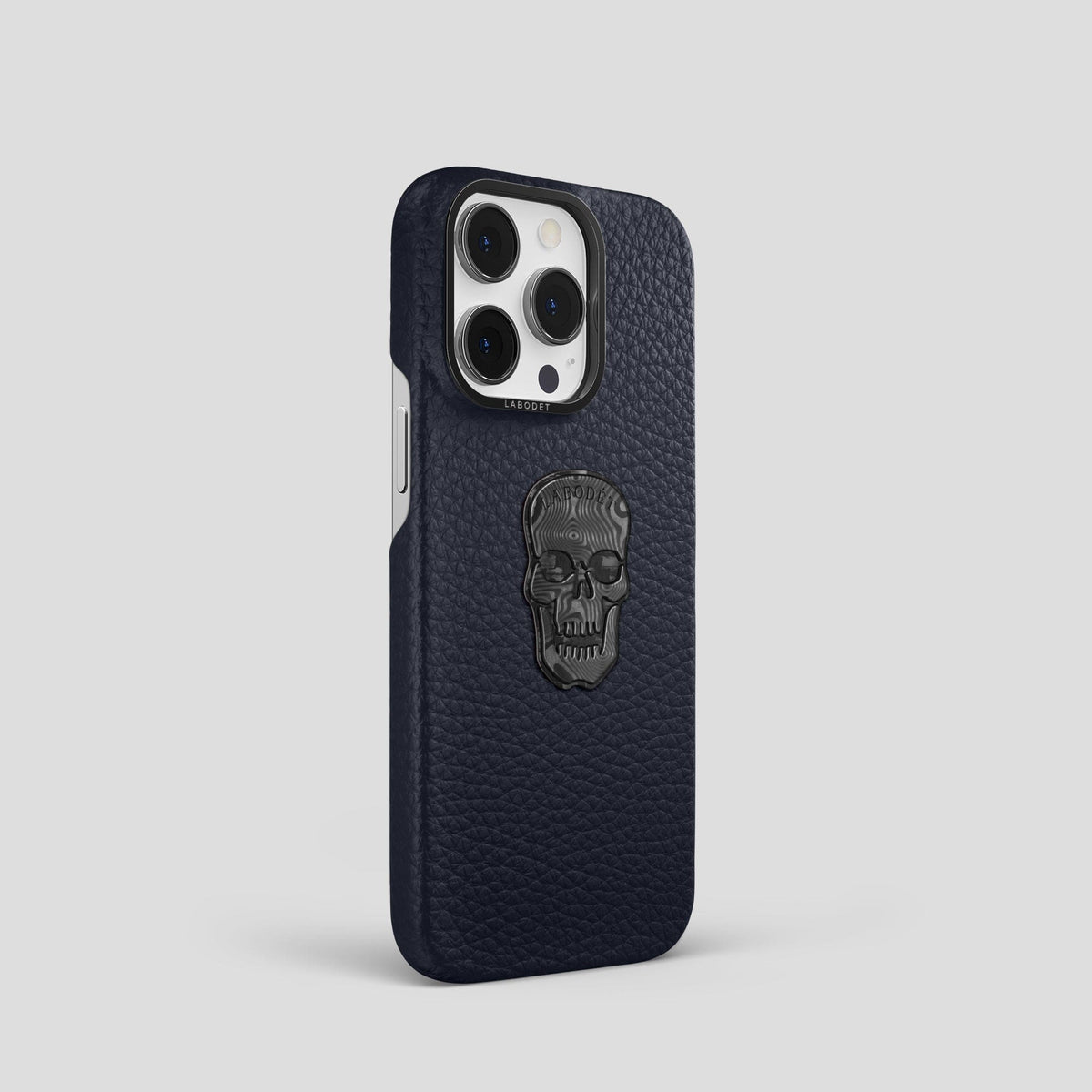 Marine iPhone 15 Pro Classic Case Calf with Black Metal -2 | Marine-Black