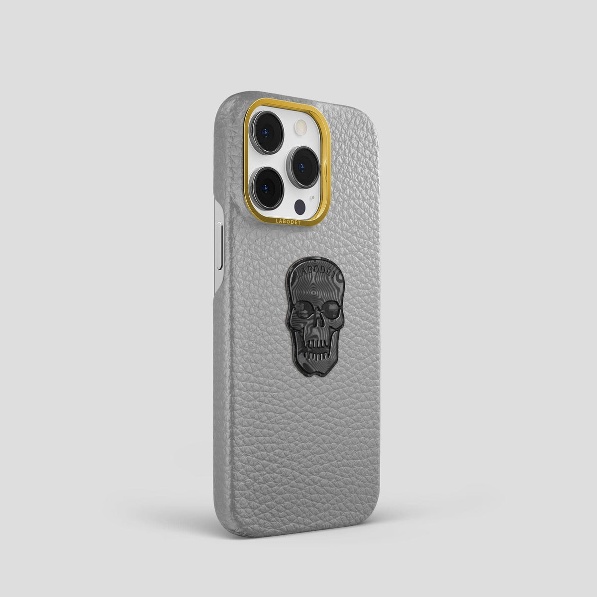Nuage iPhone 15 Pro Classic Case Calf with Gold Metal -2 | Nuage-Gold