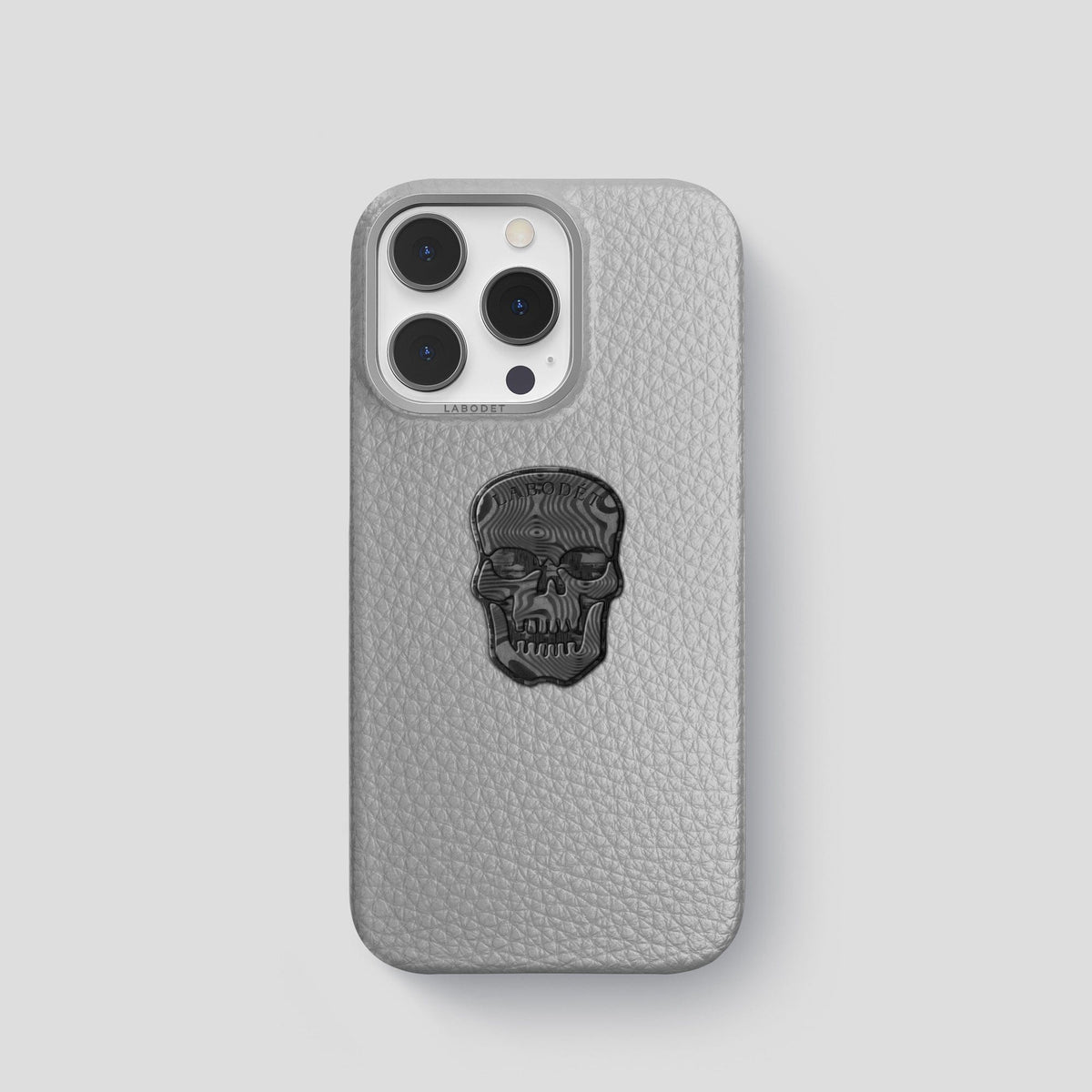 Nuage iPhone 15 Pro Classic Case Calf with Steel Metal -1 | Nuage-Steel