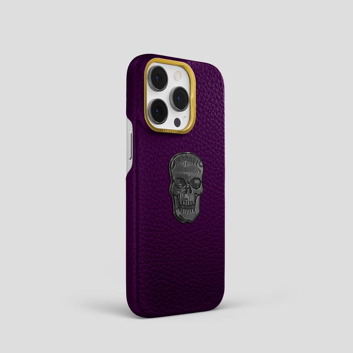 Violet iPhone 15 Pro Classic Case Calf with Gold Metal -2 | Violet-Gold