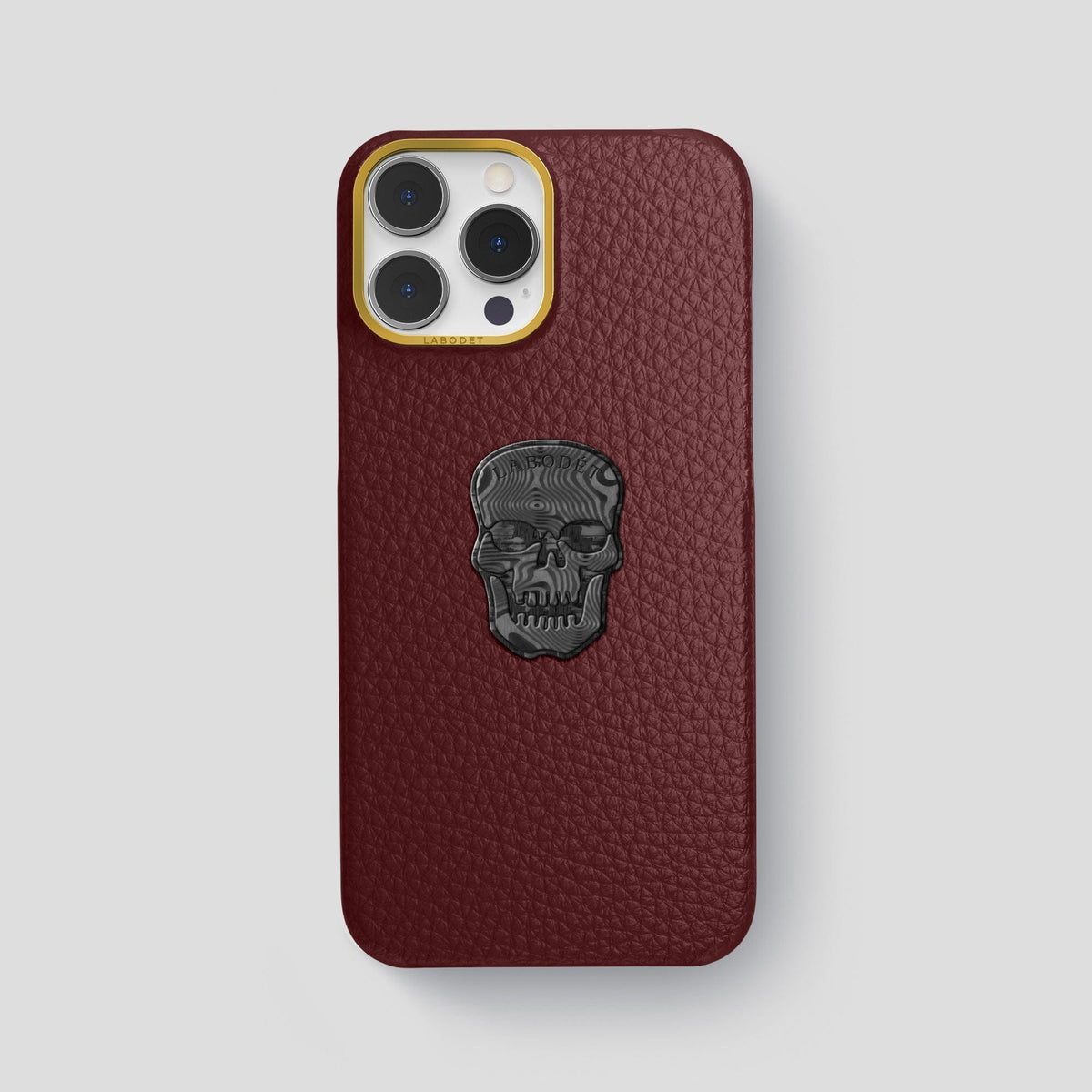 Bordeaux iPhone 15 Pro Max Classic Case Calf with Gold Metal -1 | Bordeaux-Gold