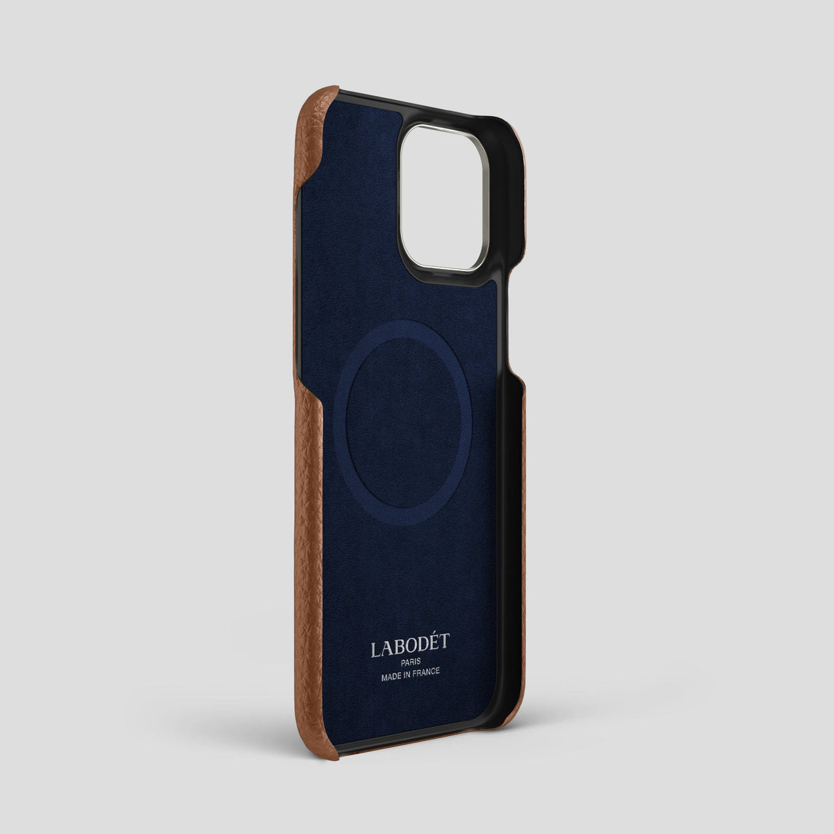 Caramel iPhone 15 Pro Max Classic Case Calf with Steel Metal -4 | Caramel-Steel