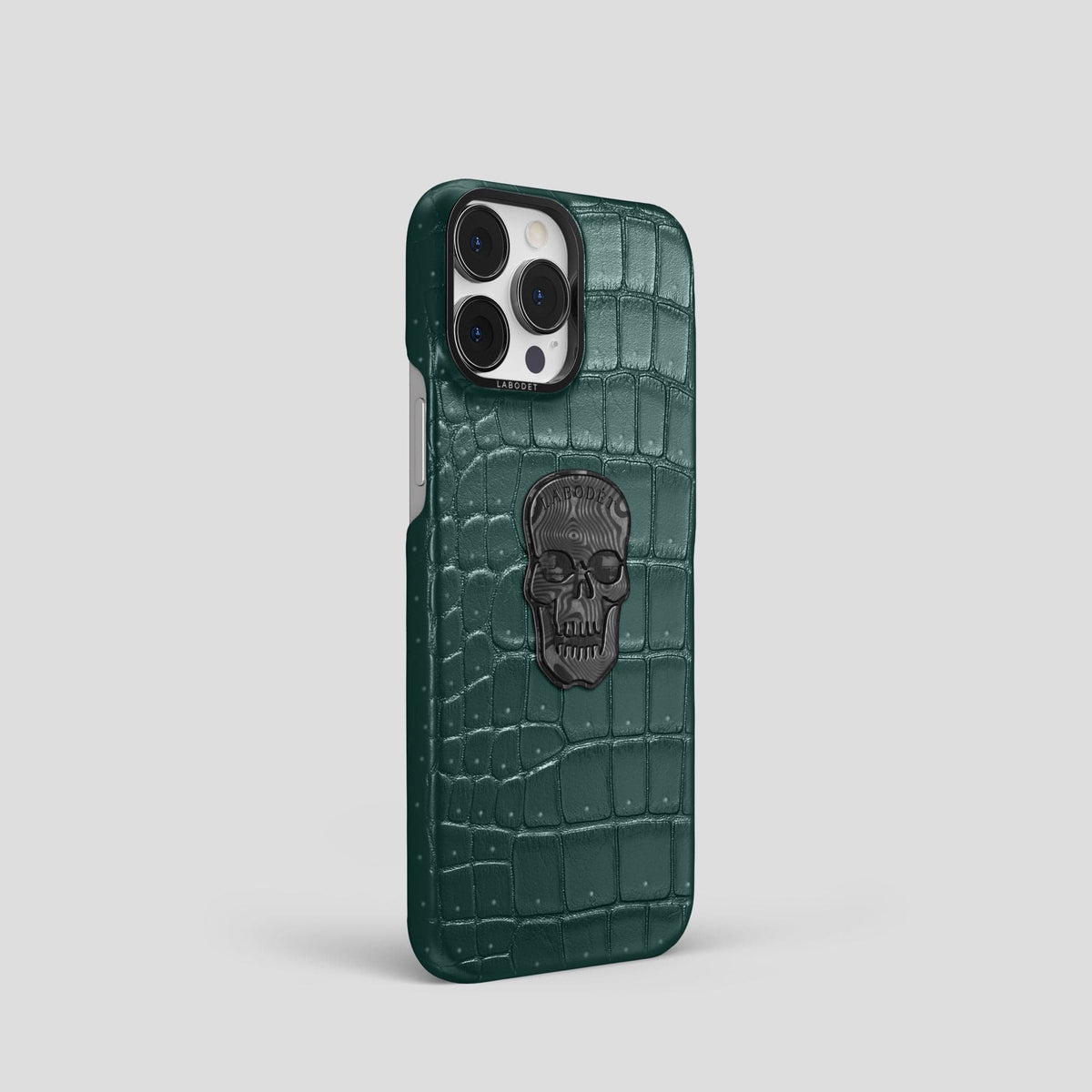 Dark-Forest iPhone 15 Pro Classic Case Porosus Crocodile with Black Metal -2 | Dark-Forest-Black