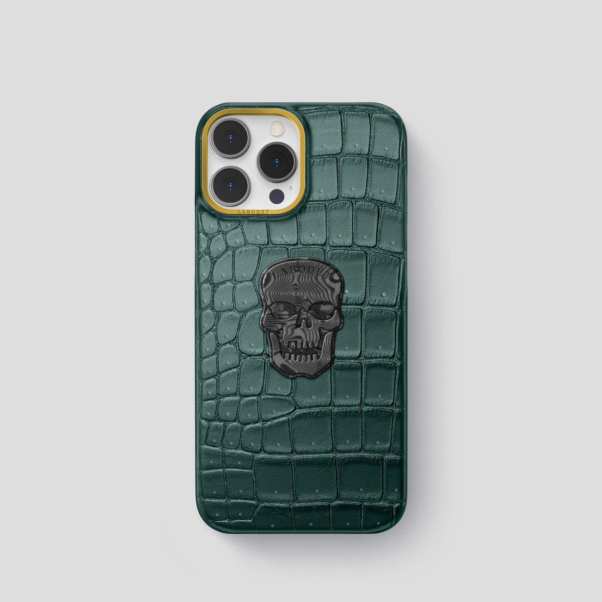 Dark-Forest iPhone 15 Pro Classic Case Porosus Crocodile with Gold Metal -1 | Dark-Forest-Gold