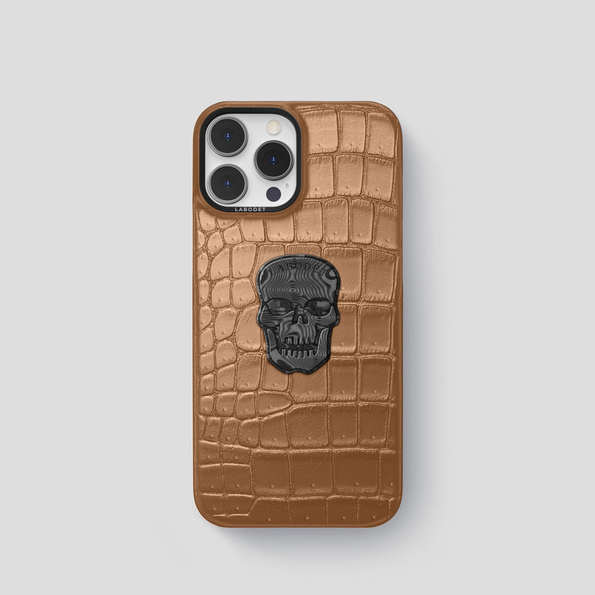 Milk-Chocolate iPhone 15 Pro Classic Case Porosus Crocodile with Black Metal -1 | Milk-Chocolate-Black