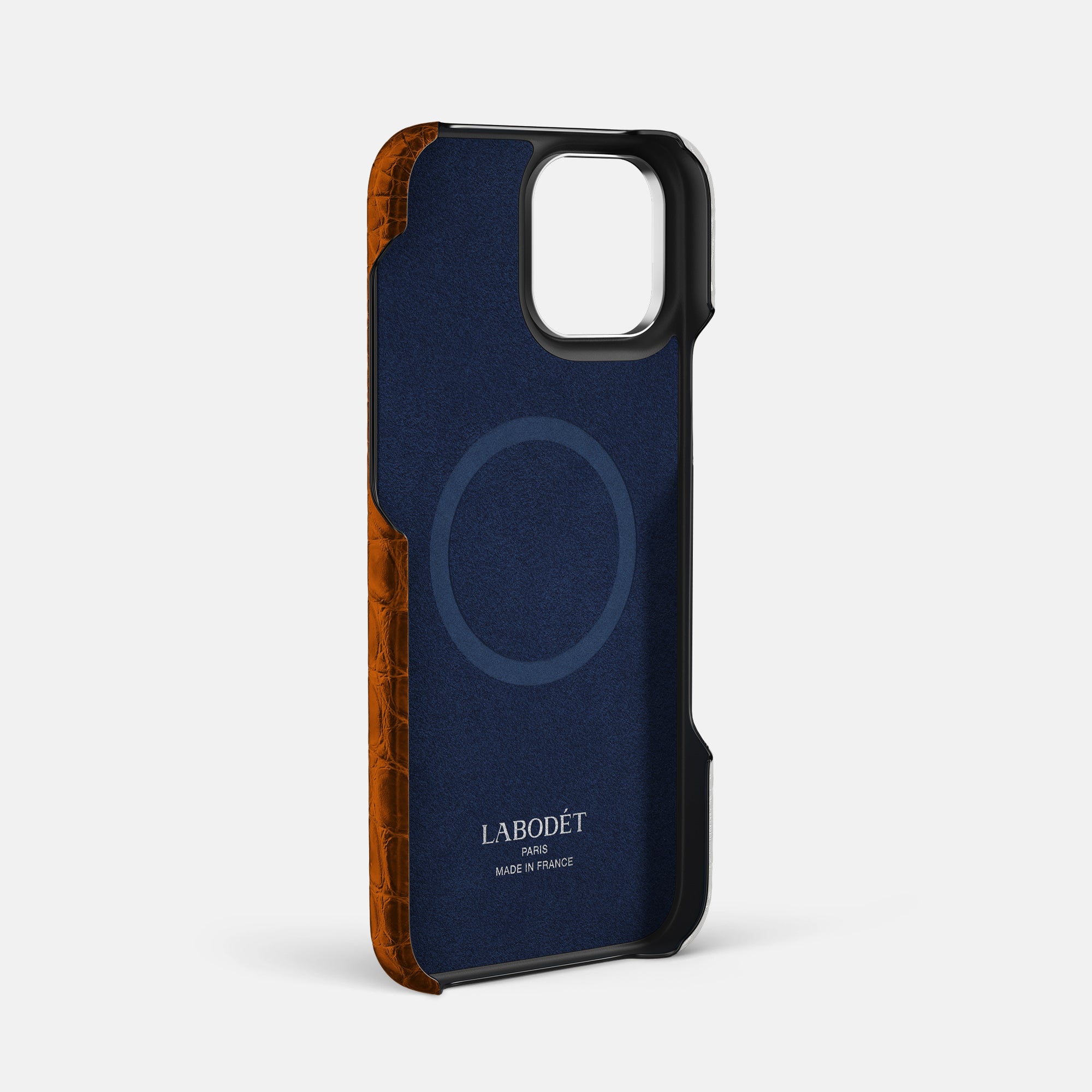 Classic Case With Carbon Skull For iPhone 16 Pro Max In