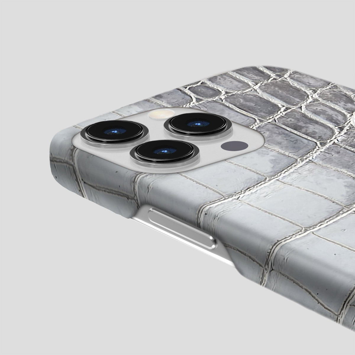 Silver iPhone 15 Pro Slim Case Himalayan Crocodile -6 | Silver