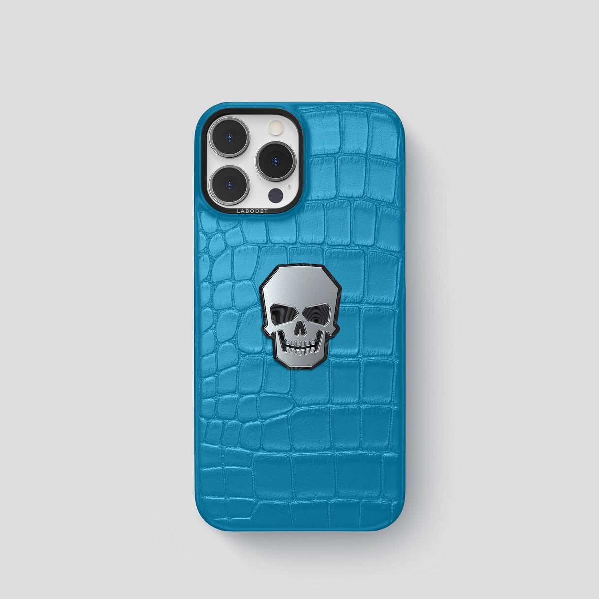 Curaçao-Blue iPhone 15 Pro Classic Case With Titanium Skull Alligator with Black Metal -1 | Curaçao-Blue-Black