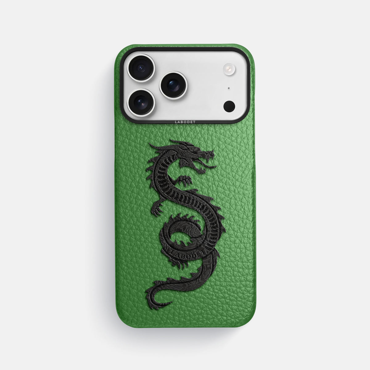 Classic Case With Carbon Dragon For iPhone 17 Pro Max In Calf -1 | Herb-Black