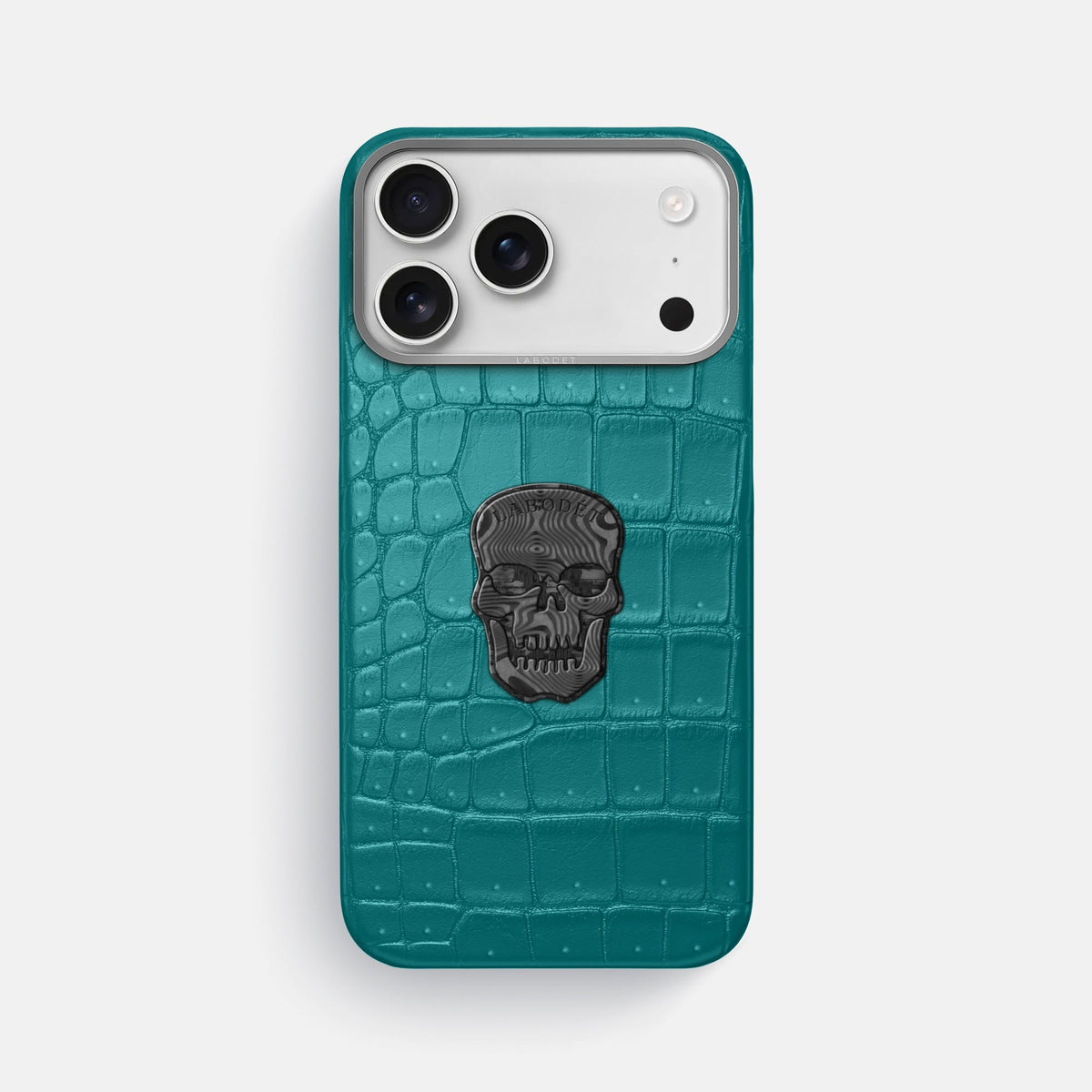 Classic Case With Carbon Skull For iPhone 18 Pro Max In Porosus Crocodile -1 | Celadon-Steel