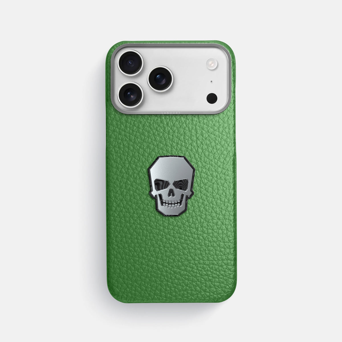Classic Case With Titanium Skull For iPhone 18 Pro Max In Calf -1 | Herb-Steel