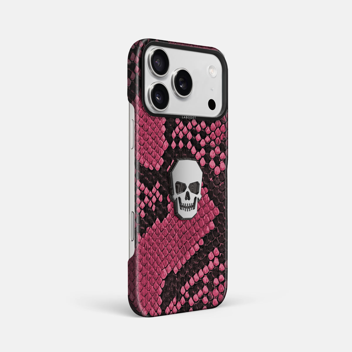 Classic Case With Titanium Skull For iPhone 17 Pro Max In Deluxe Python -2 | Burgundy-Black