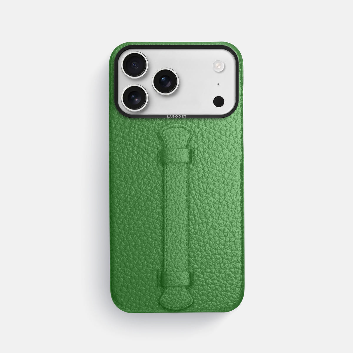 Center Handle For iPhone 17 Pro Max In Calf -1 | Herb-Black