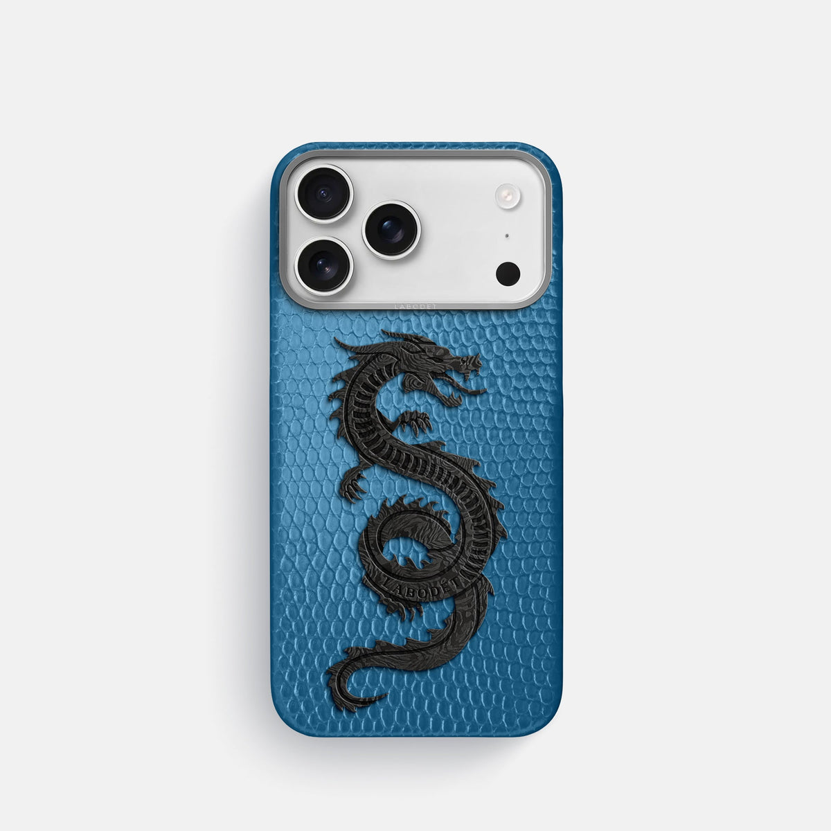 Classic Case With Carbon Dragon For iPhone 18 Pro In Lizard -1 | Blue-Steel