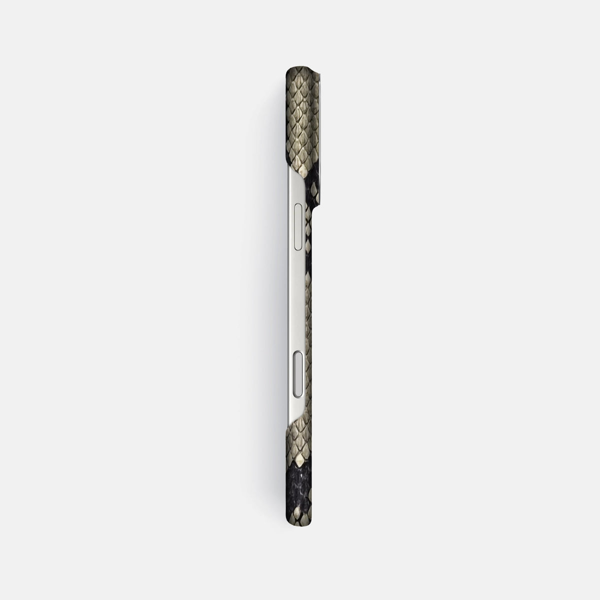 Classic Case For iPhone 18 Pro Max In Deluxe Python -3 | Savannah-Steel