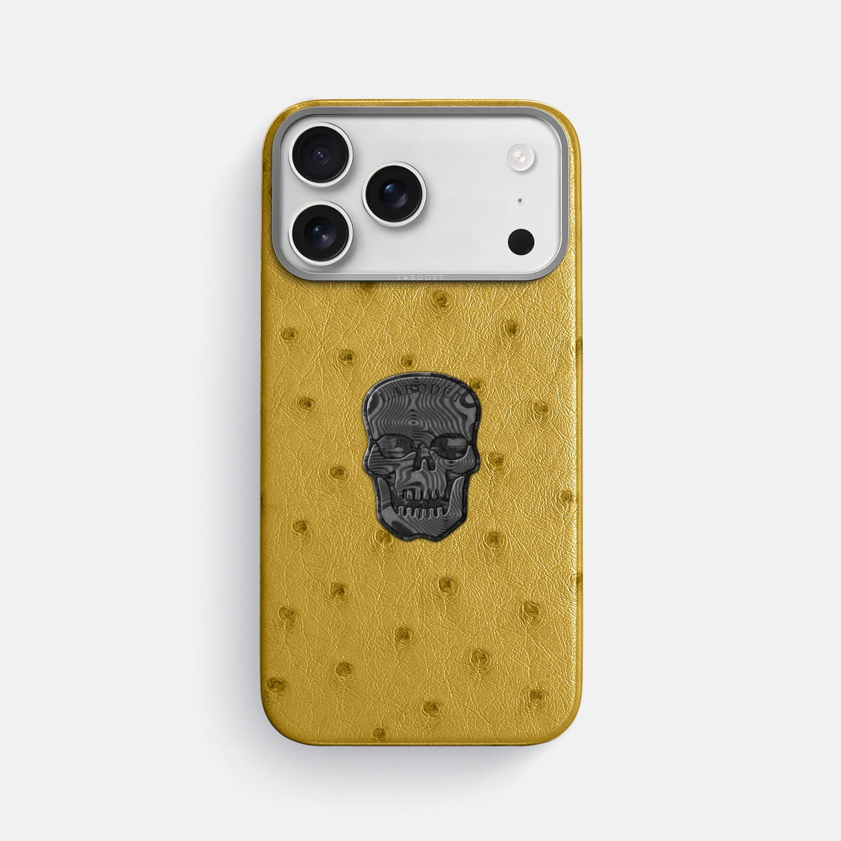 Classic Case With Carbon Skull For iPhone 18 Pro Max In Ostrich -1 | Gold-Steel