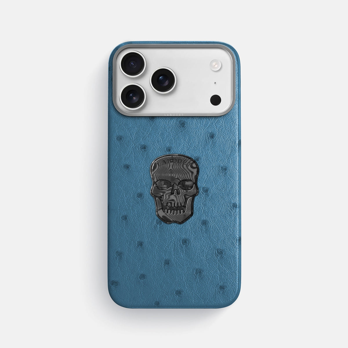 Classic Case With Carbon Skull For iPhone 18 Pro Max In Ostrich -1 | Blue-Jeans-Steel