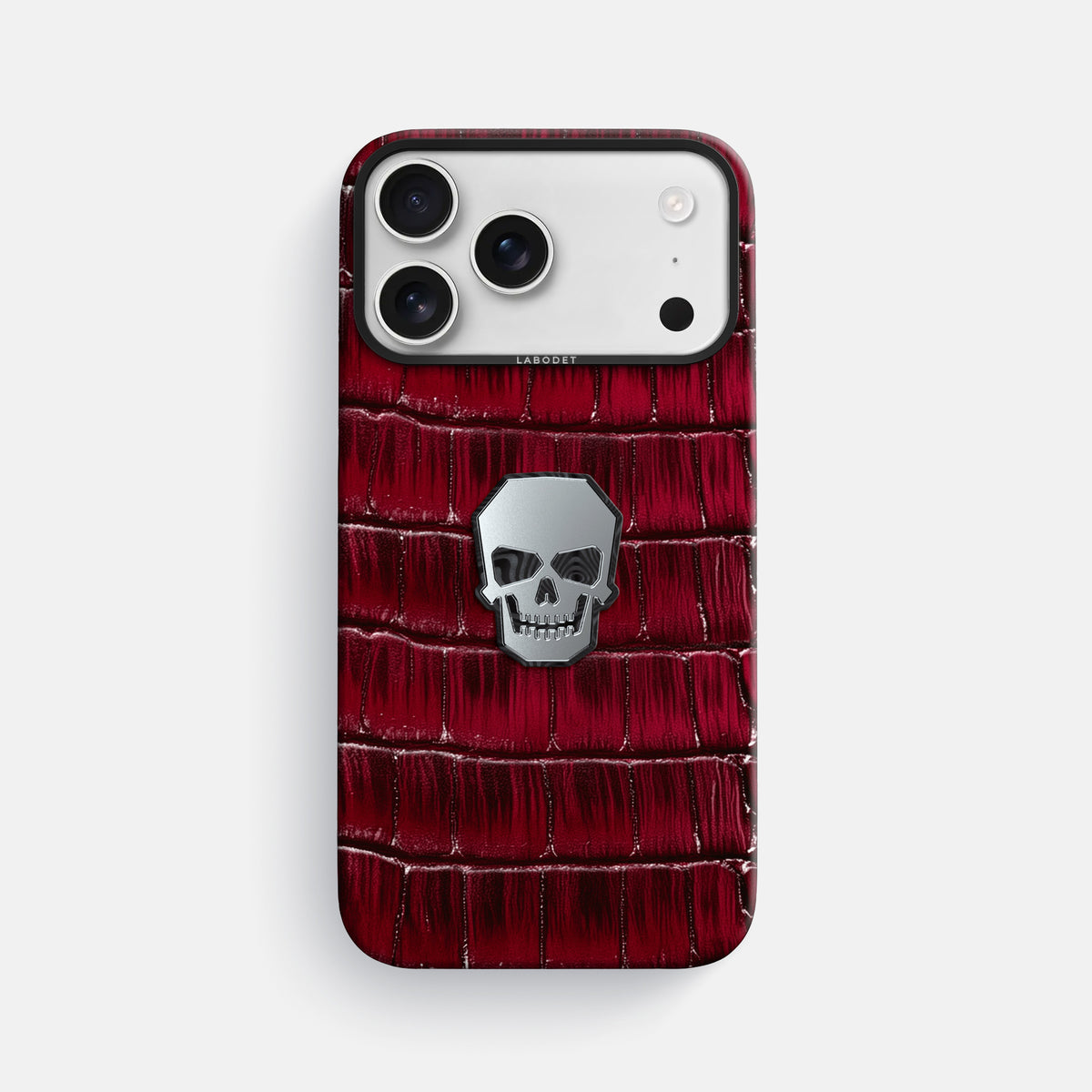 Classic Case With Titanium Skull For iPhone 17 Pro Max In Patina Alligator -1 | Havana-Burgundy-Black