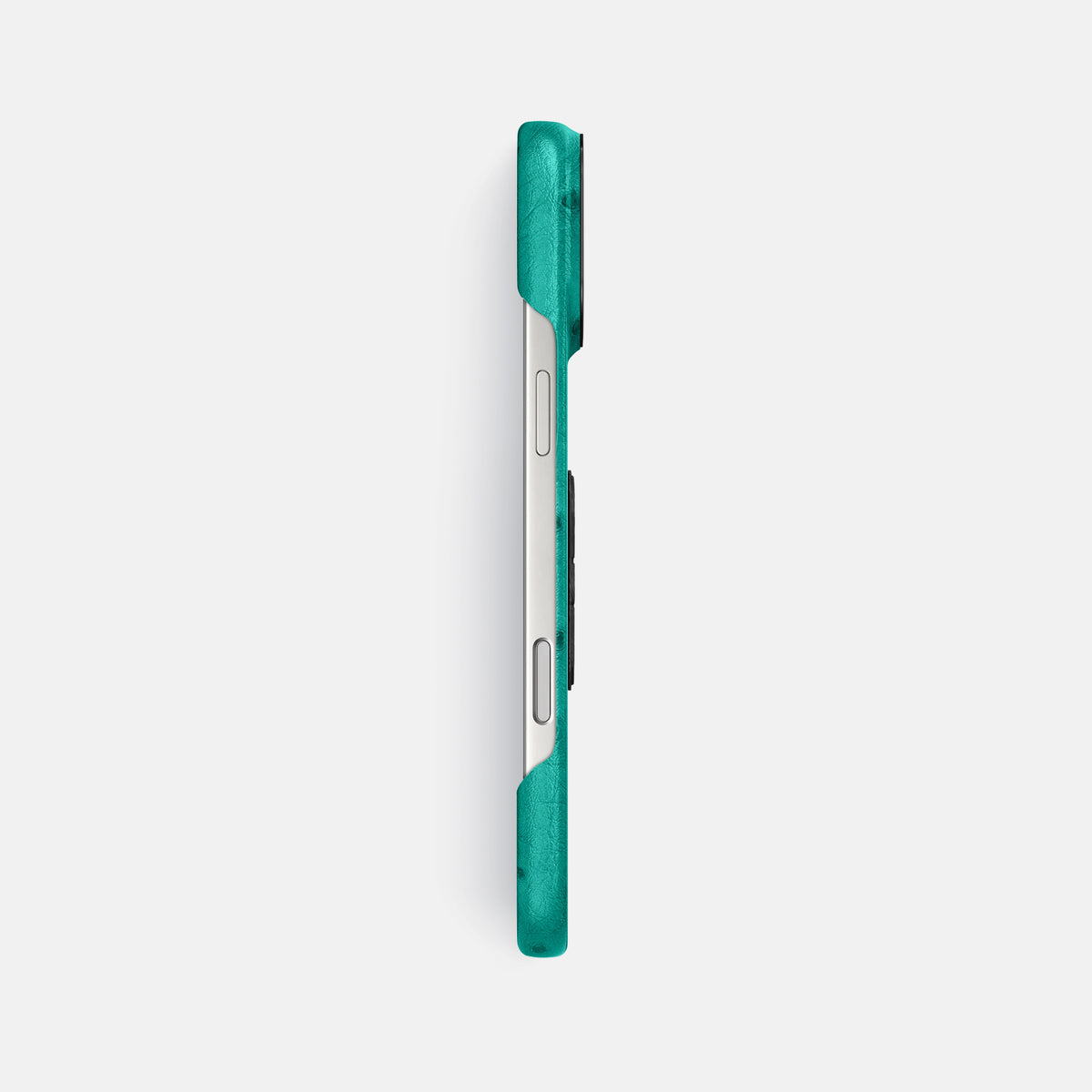 Classic Case With Carbon Skull For iPhone 17 Pro Max In Ostrich -3 | Turquoise-Black