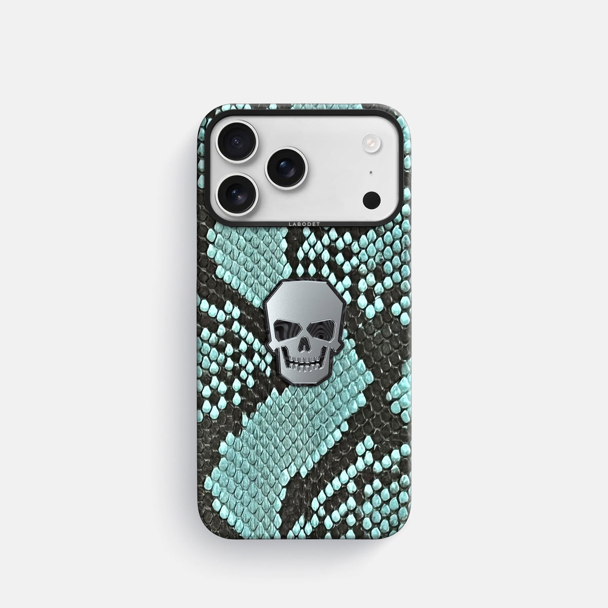 Classic Case With Titanium Skull For iPhone 18 Pro In Deluxe Python -1 | Blue-Lagoon-Black