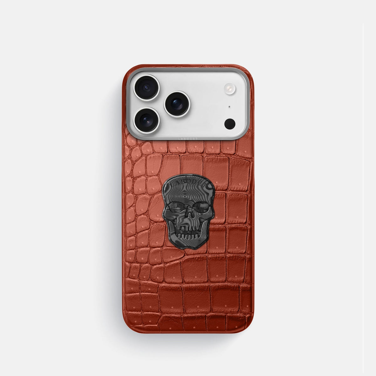Classic Case With Carbon Skull For iPhone 18 Pro In Porosus Crocodile -1 | Nuts-Steel