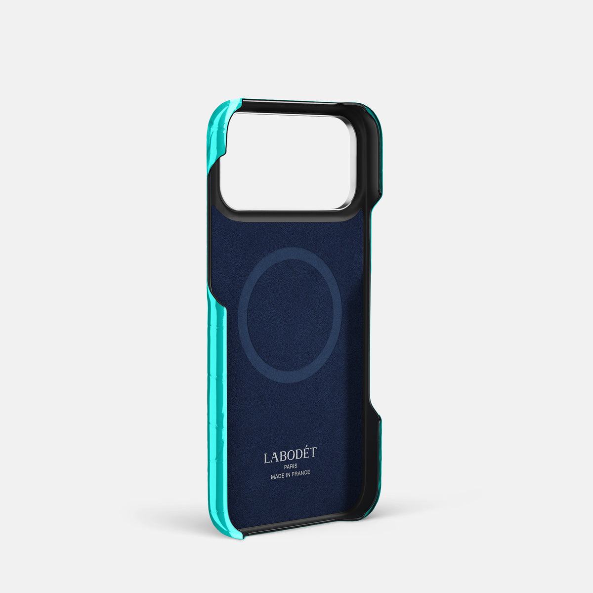 Center Handle For iPhone 17 Pro In Shiny Alligator -3 | Mint-Steel