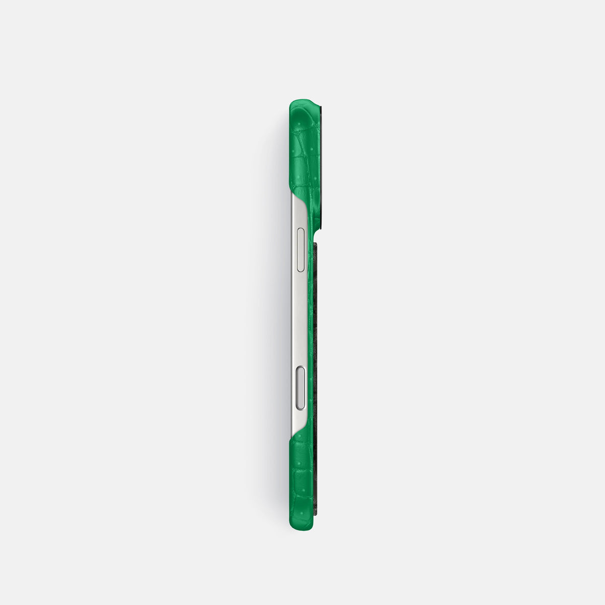 Classic Case With Carbon Dragon For iPhone 17 Pro In Porosus Crocodile -3 | Cactus-Green-Black