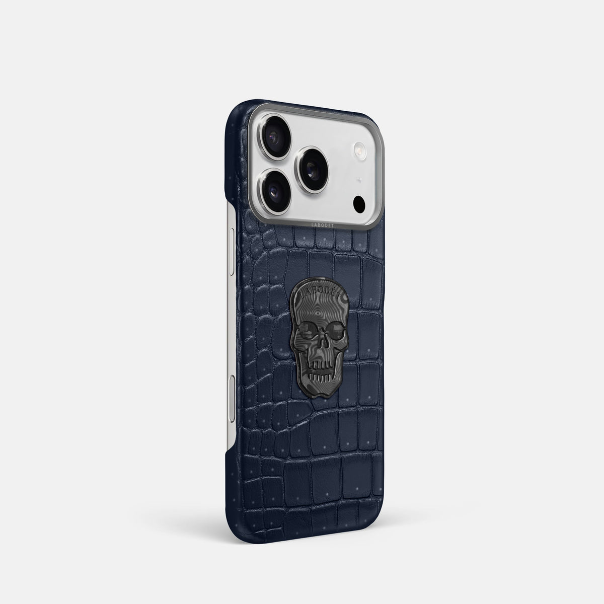 Classic Case With Carbon Skull For iPhone 18 Pro In Porosus Crocodile -2 | Deep-Blue-Sea-Steel