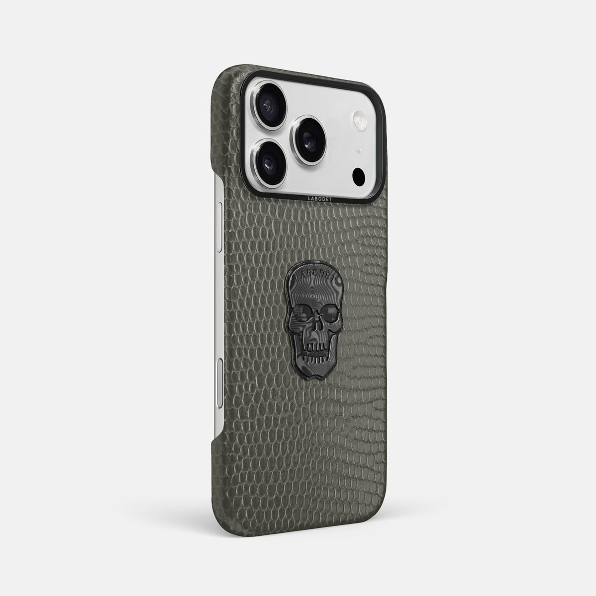 Classic Case With Carbon Skull For iPhone 17 Pro Max In Lizard -2 | Grey-Black