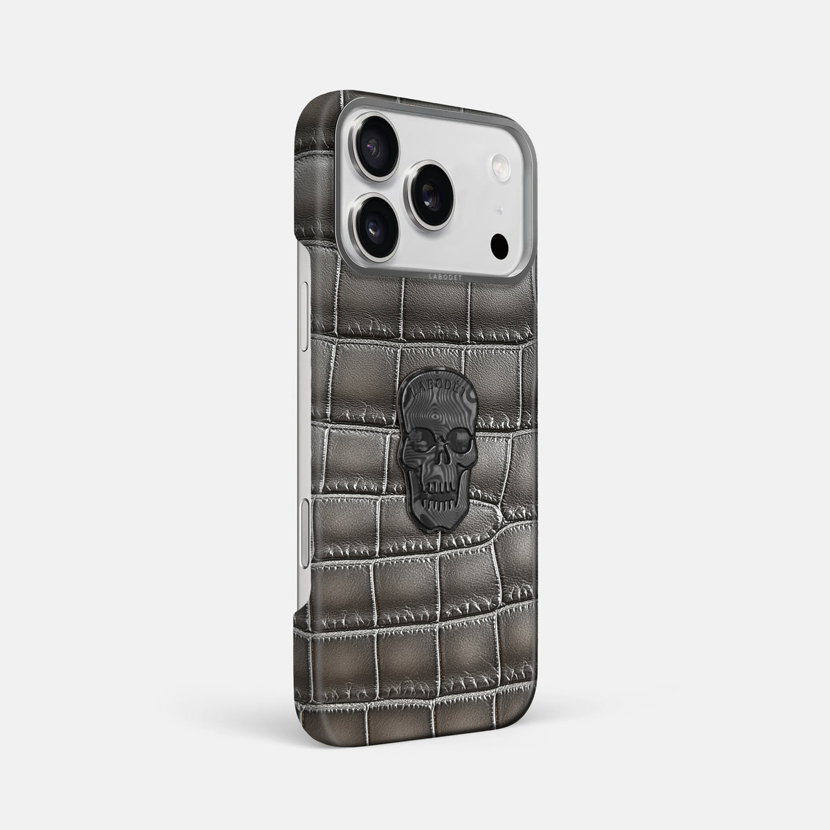Classic Case With Carbon Skull For iPhone 17 Pro Max In Patina Alligator -2 | Grey-Steel