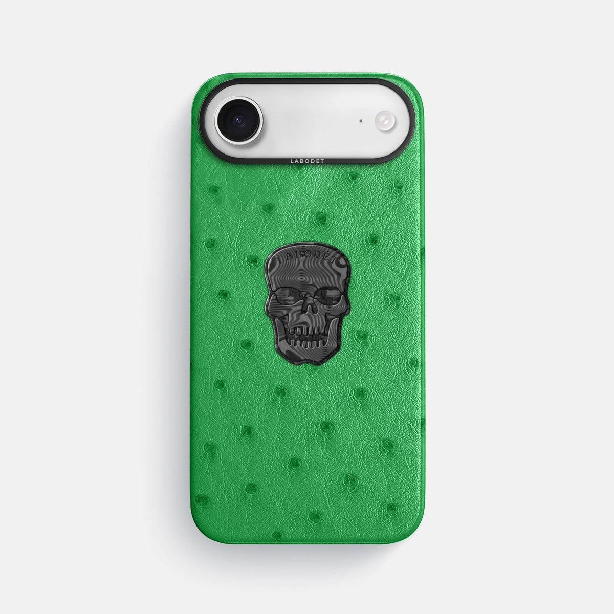 Classic Case With Carbon Skull For iPhone 17 Air In Ostrich