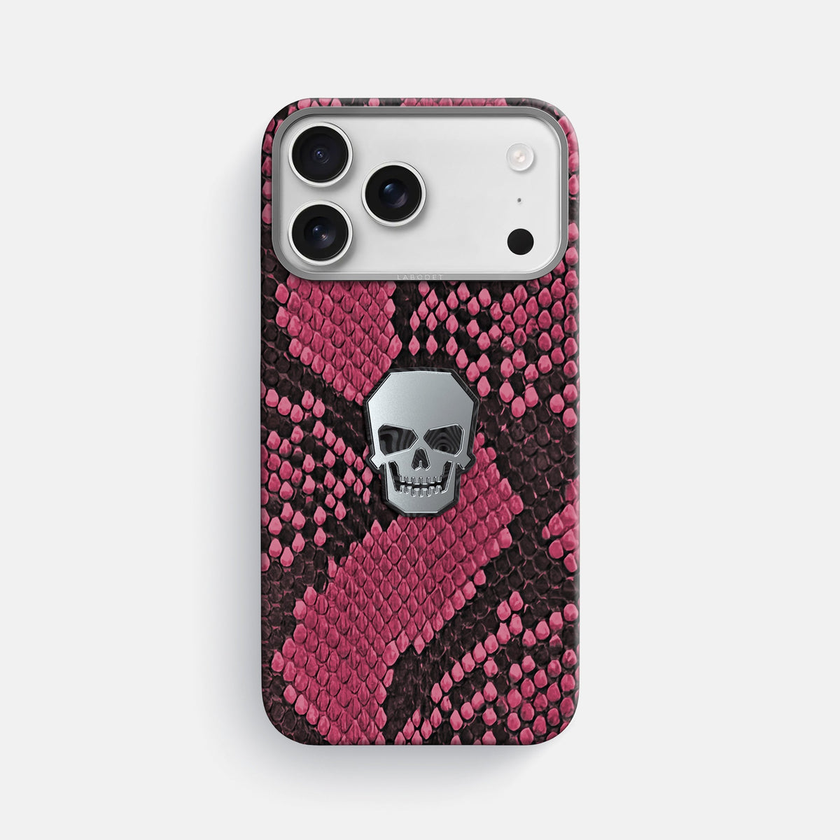 Classic Case With Titanium Skull For iPhone 18 Pro Max In Deluxe Python -1 | Burgundy-Steel