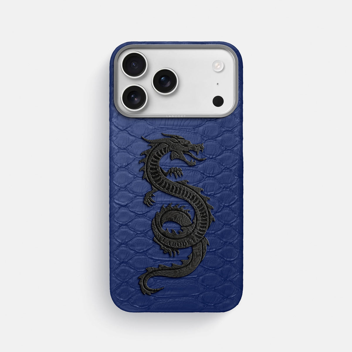 Classic Case With Carbon Dragon For iPhone 18 Pro Max In Python -1 | Royal-Blue-Steel
