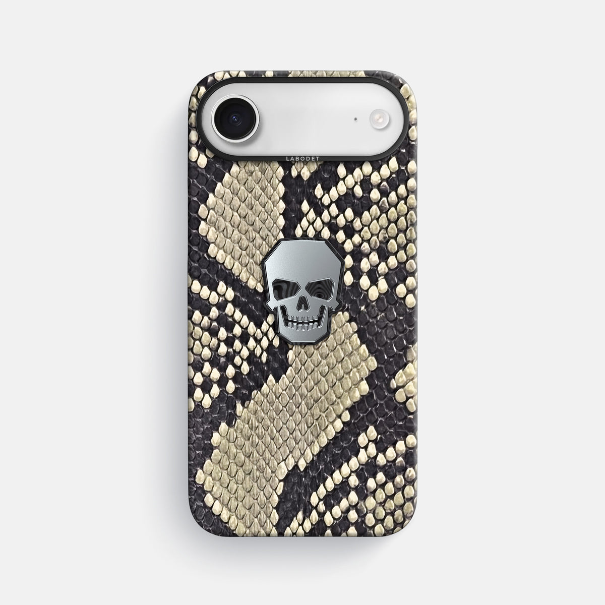 Classic Case With Titanium Skull For iPhone 17 Air In Deluxe Python -1 | Savannah-Black
