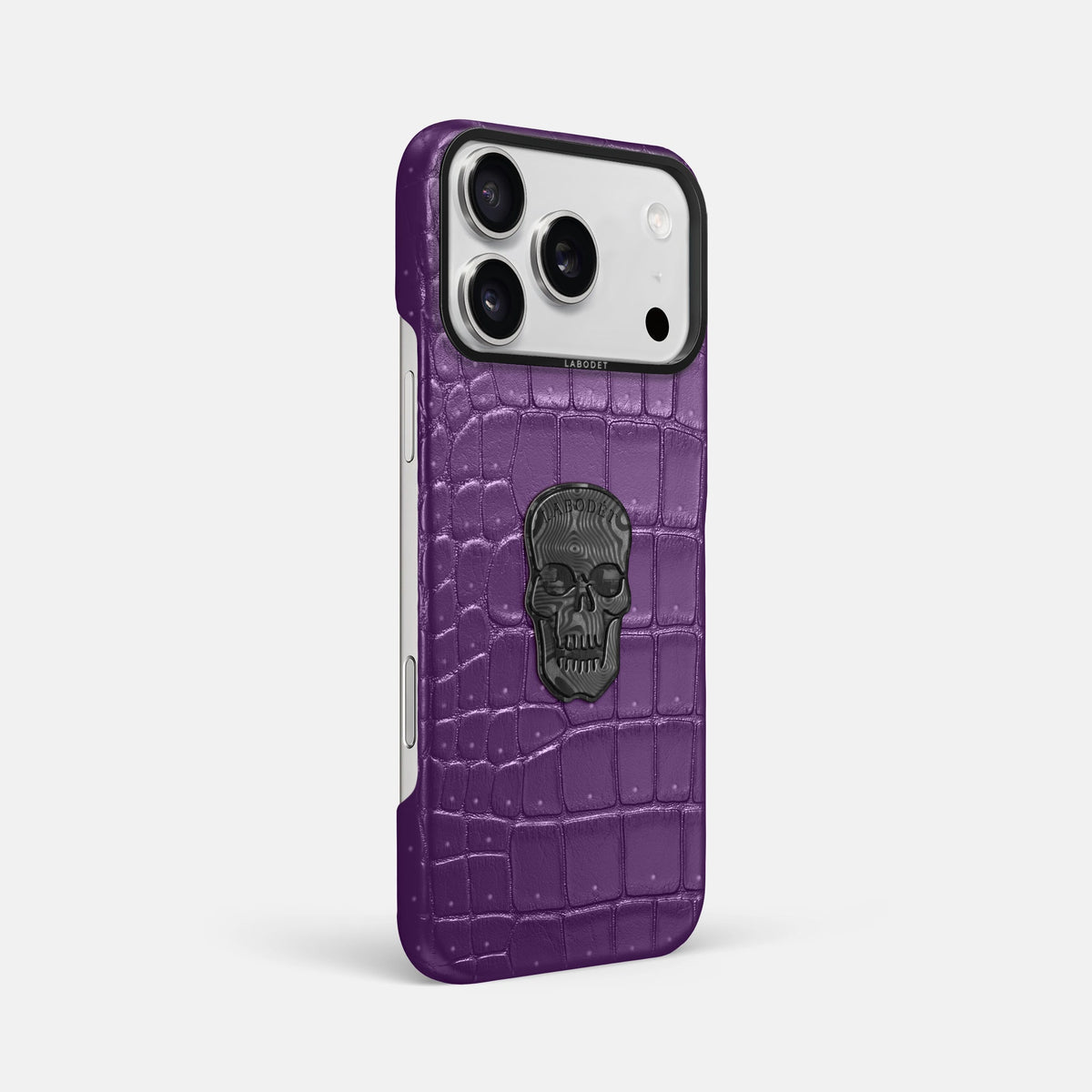 Classic Case With Carbon Skull For iPhone 18 Pro Max In Porosus Crocodile -2 | Purple-Black