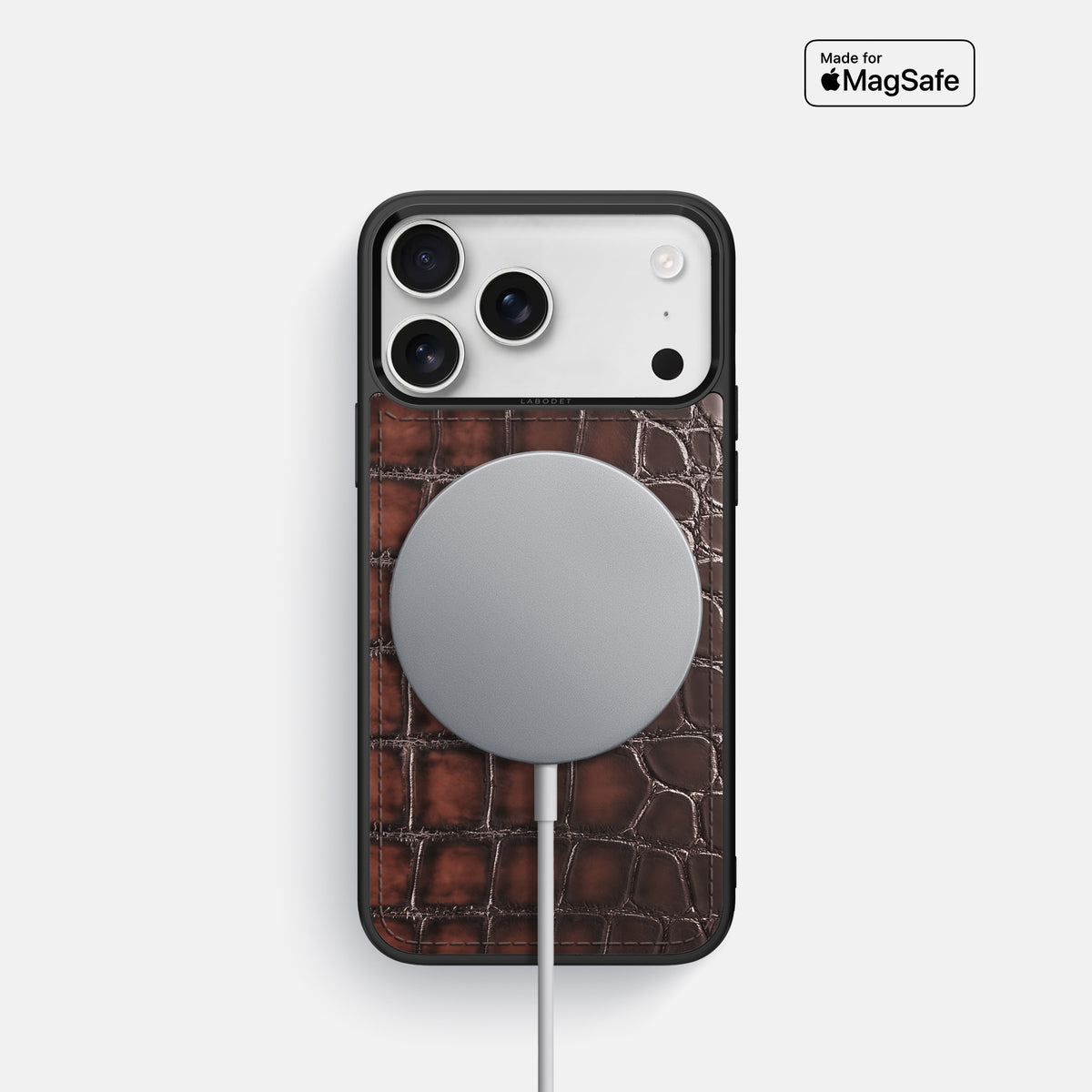 Sport Case For iPhone 17 Pro In Patina Alligator -5 | Havana-Brown
