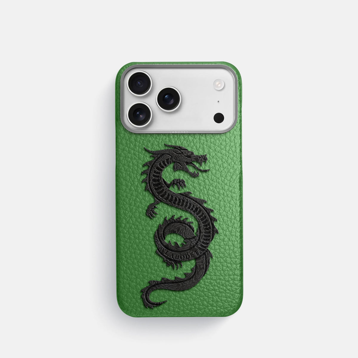 Classic Case With Carbon Dragon For iPhone 18 Pro In Calf -1 | Herb-Steel