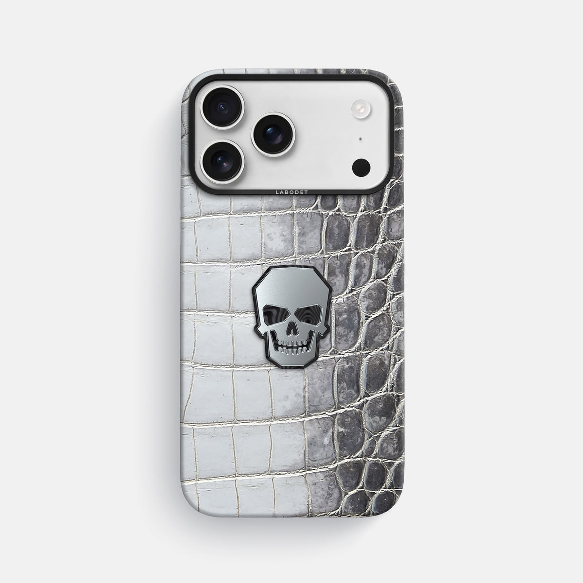 Classic Case With Titanium Skull For iPhone 17 Pro Max In Himalayan Crocodile -1 | Silver-Black