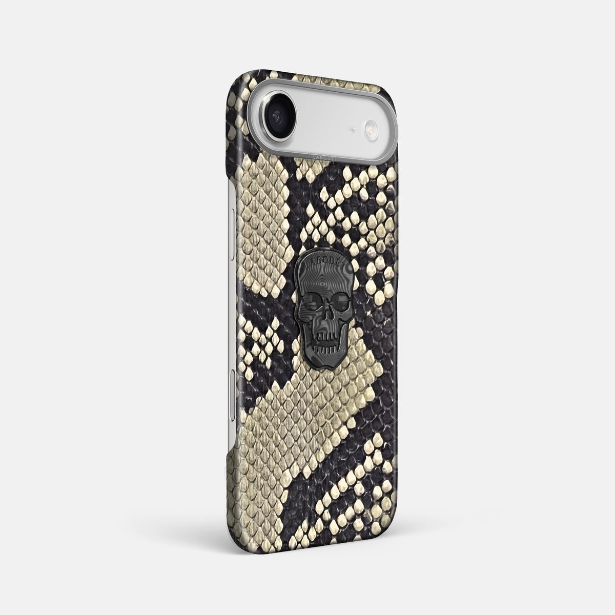 Classic Case With Carbon Skull For iPhone 17 Air In Deluxe Python -2 | Savannah-Steel