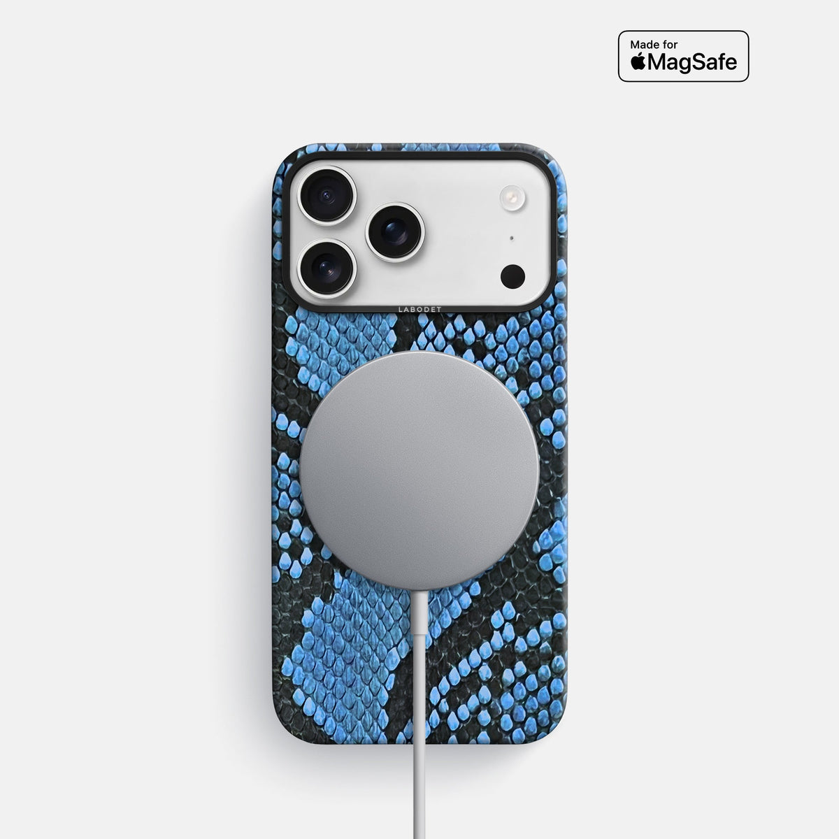 Classic Case For iPhone 18 Pro In Deluxe Python -5 | Blue-Jeans-Black