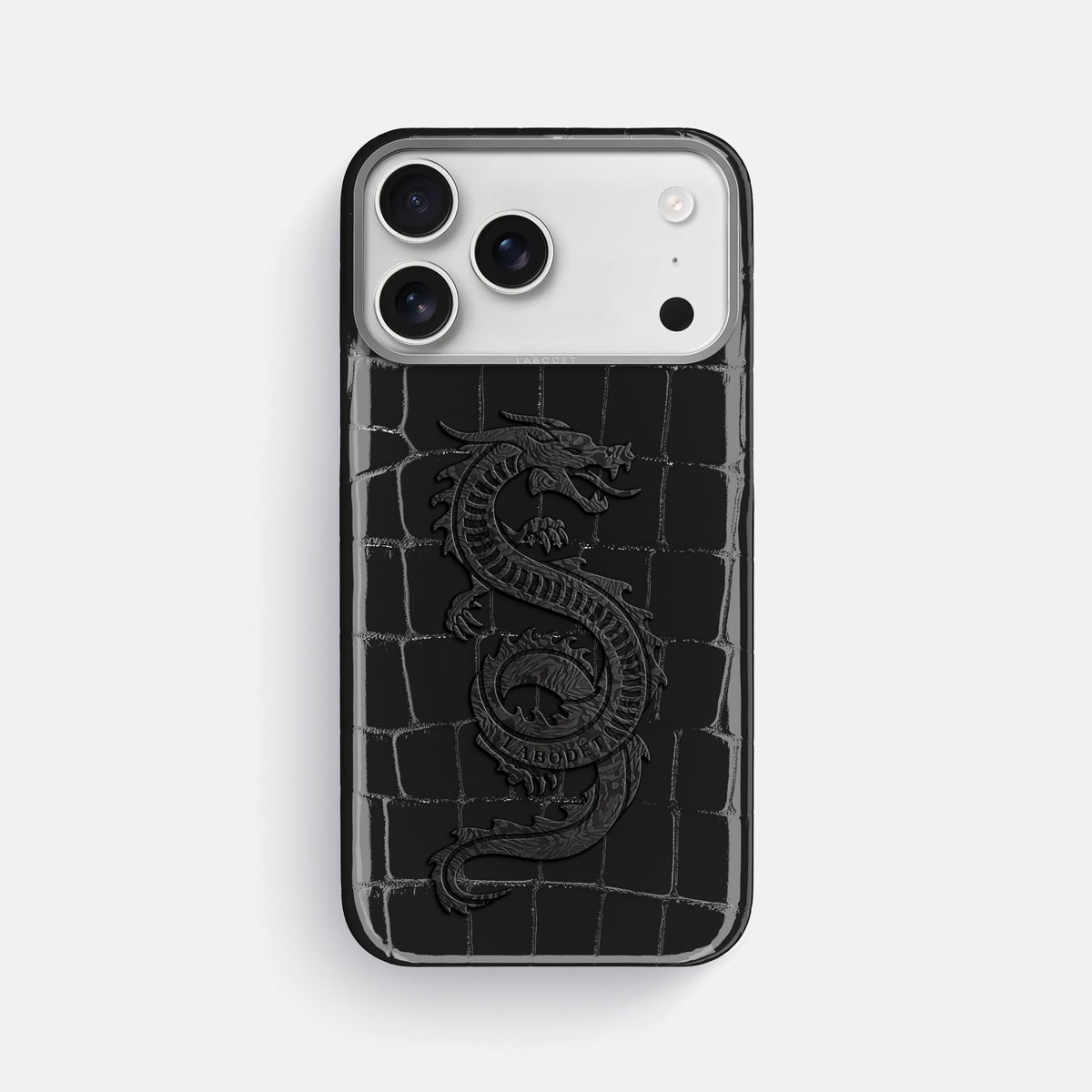 Classic Case With Carbon Dragon For iPhone 18 Pro Max In Shiny Alligator -1 | Black-Steel